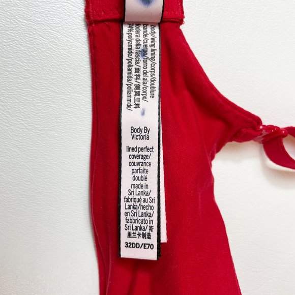 NWOT Victoria's Secret Bra 32DD Body By Victoria Lined Perfect Coverage Red Lace - Picture 7 of 7